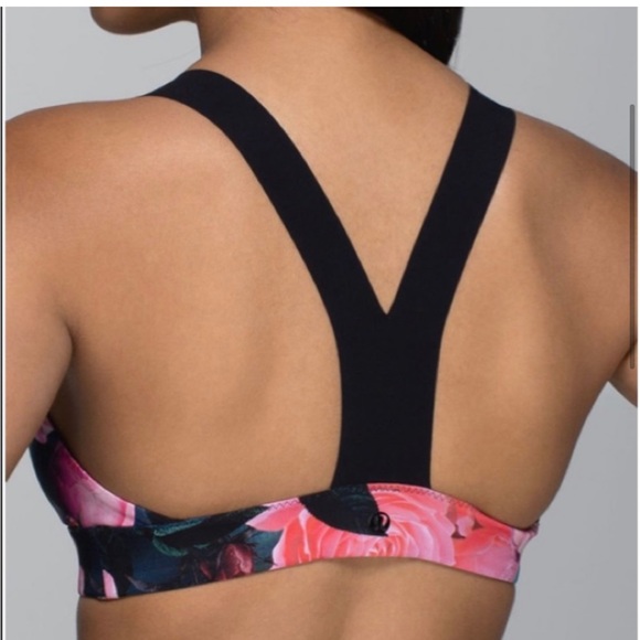 NWOT Lulu lemon Sandy Savasana Swimming Top Size 4 - Picture 3 of 4